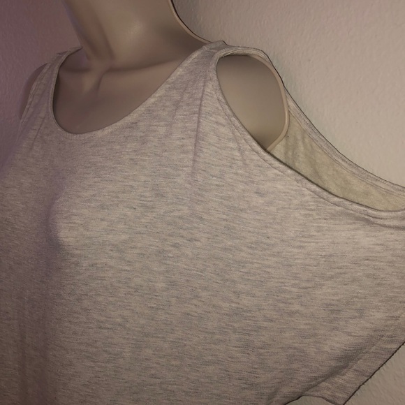 Open Shoulder Dress - Picture 4 of 5